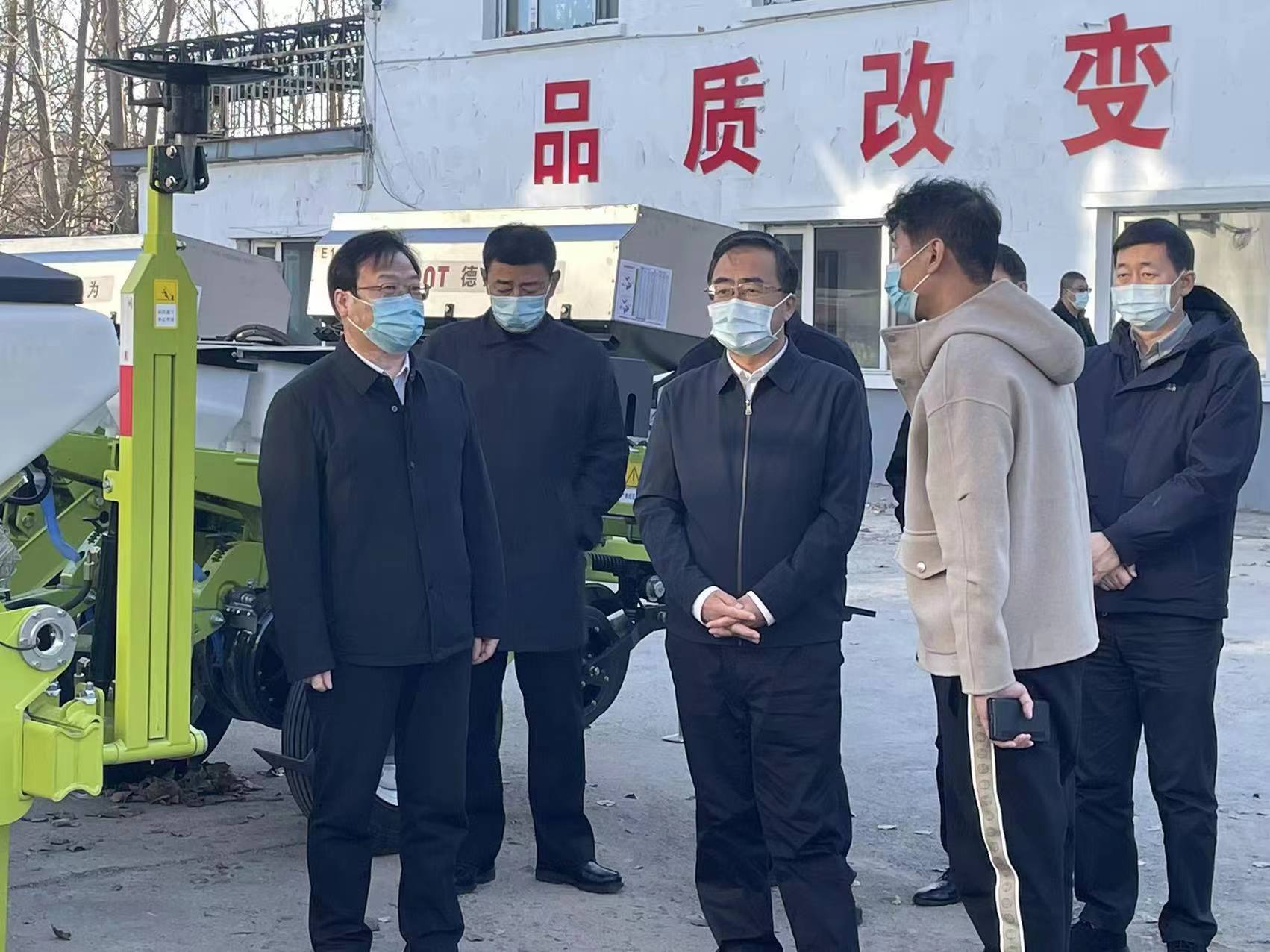佳木斯市市委书记王秋实莅临德邦大为佳木斯公司检查指导工作
